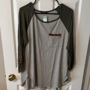 Pink Clover Olive Sleeve Striped Raglan Tunic with Chest Pocket